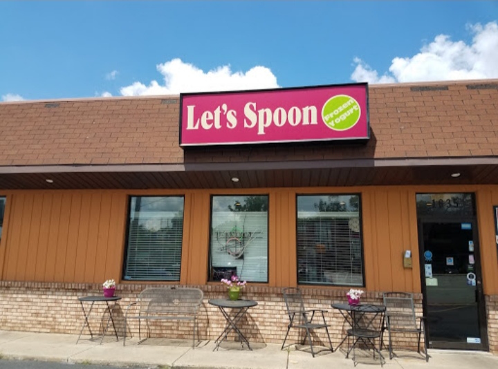 Let's Spoon in South Bend, IN, offers new flavors daily with endless toppings.
